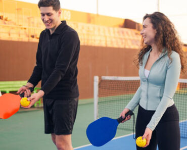 Pickleball vs Padel: What’s the difference and Which Sport Should I Play?